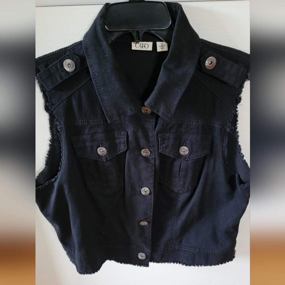 CATO Black Button-Up Black Denim Vest With Fringed Edges. Size XL.